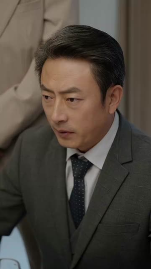 我在等，月光落在我身上（79集）热门短剧抢先看