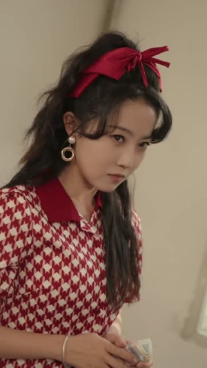 我在80年代撩首富（92集）爆款短剧推荐