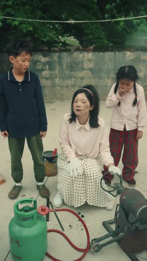 穿到九零嫁糙汉（60集）短剧免费观看