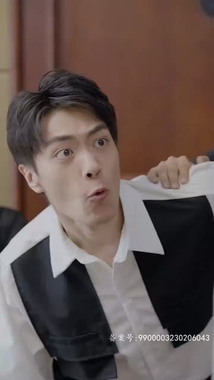 新版 我被困在同一天一万年（84集）超好看的短剧