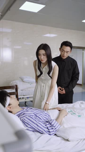 离婚后我爆红了（90集）超级好看的短剧