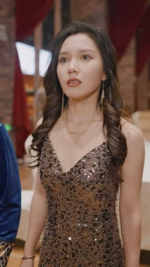 物价贬值,美女总裁跪求复合(95集) 物价贬值,美女总裁跪求复合(95集)短剧热门合集