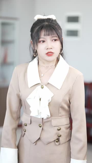 大小姐驾到：她带着四宝惊艳全城（92集）爆火短剧追不停