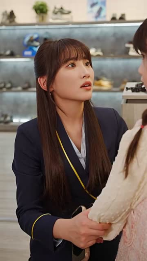 裴总每天都想父凭子贵（99集）短视频追剧推荐