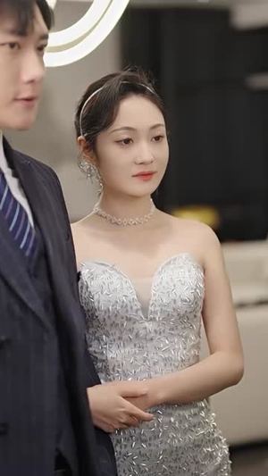 霍先生乖乖宠我（99集）一起看短剧