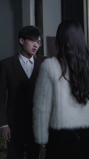 腹黑夫人飒又撩(96集) 腹黑夫人飒又撩(96集)经典老剧免费看