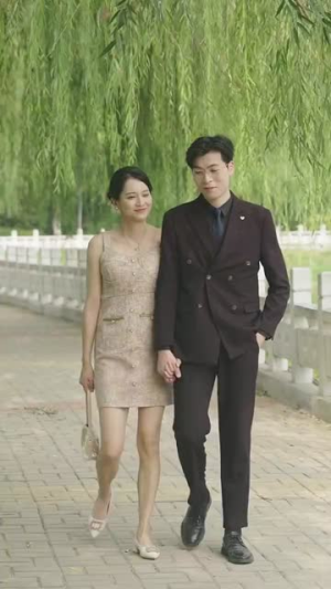 世上最爱我的人死了（48集）超好看古装短剧