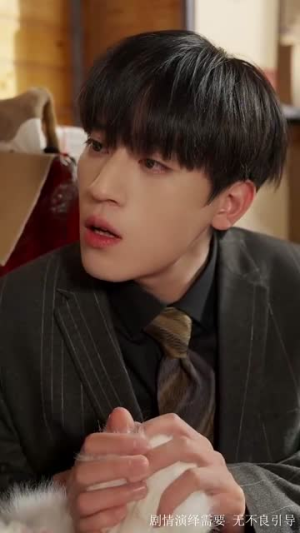 坠落星光倒灌时（80集） 高清无码免费看