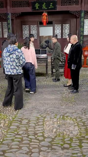 拆红包（30集）第一季