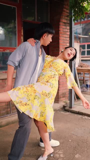 极品小傻医（78集）爱上了这部剧了