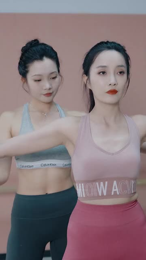 透视狂少（71集）在线免费观影