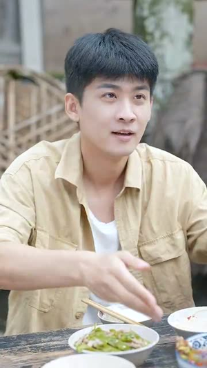 全能无敌村医(80集) 全能无敌村医(80集)追短剧太上头了