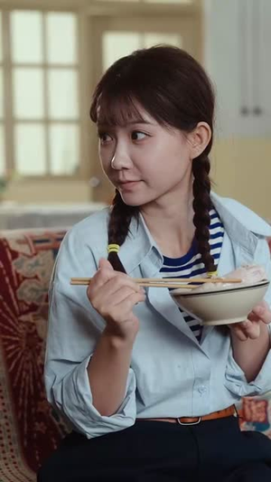 开局退婚,空间小人不停搬搬搬(82集) 开局退婚,空间小人不停搬搬搬(82集)好看短剧看不停