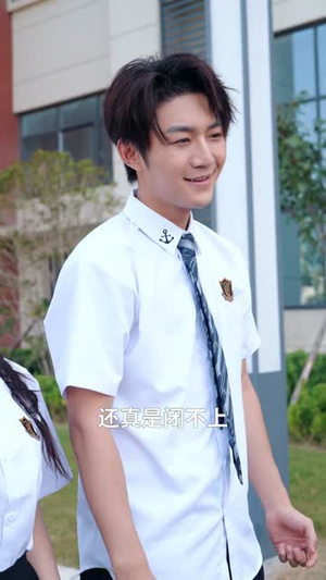 寿命只剩一天,还不发疯等什么呢 (70集) 寿命只剩一天,还不发疯等什么呢 (70集) 最火爆短剧