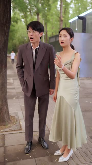 霓裳归来适九天（85集）古装短剧推荐