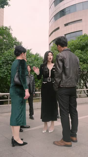 偏心过后，我光芒万丈（60集）短剧在哪里看